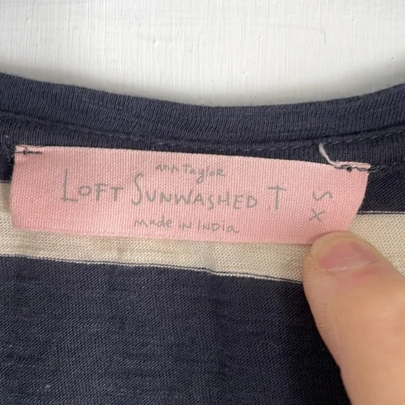 LOFT Sunwashed Striped Tee XS - Picture 2 of 3